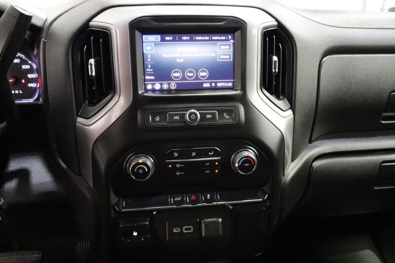 2022 Chevrolet Silverado 2500HD Custom 6.6L Gas V8 Camera 5th Wheel 33in Tires FREE WARRANTY Arlington TX