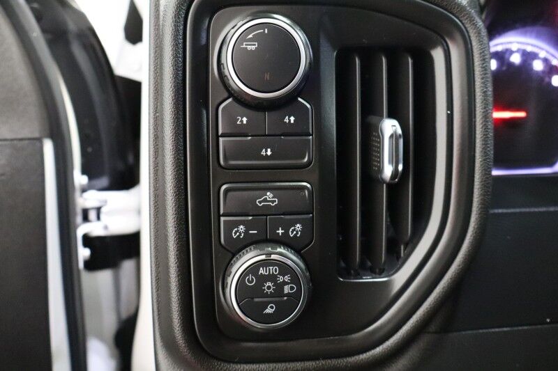 2022 Chevrolet Silverado 2500HD Custom 6.6L Gas V8 Camera 5th Wheel 33in Tires FREE WARRANTY Arlington TX