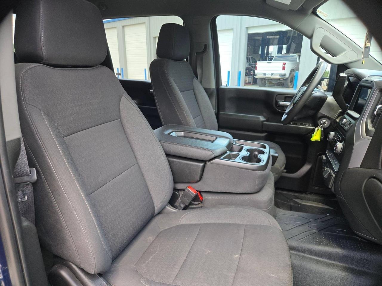 2022 Chevrolet Silverado 2500HD Custom Castroville TX