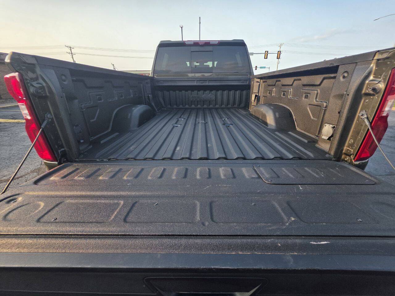 2022 Chevrolet Silverado 2500HD High Country 4x4 4dr Crew Cab SB Eldridge IA