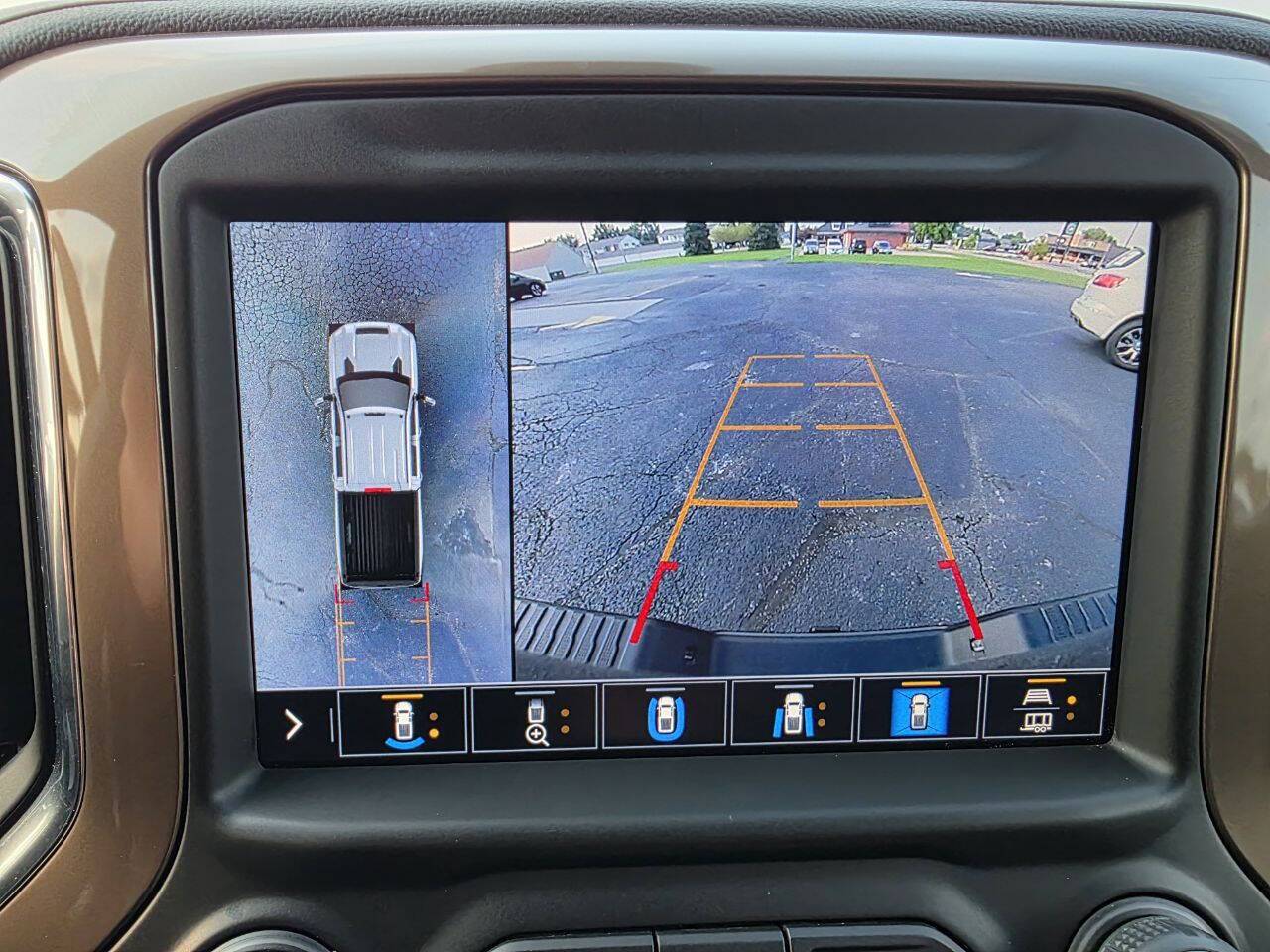 2022 Chevrolet Silverado 2500HD High Country 4x4 4dr Crew Cab SB Eldridge IA