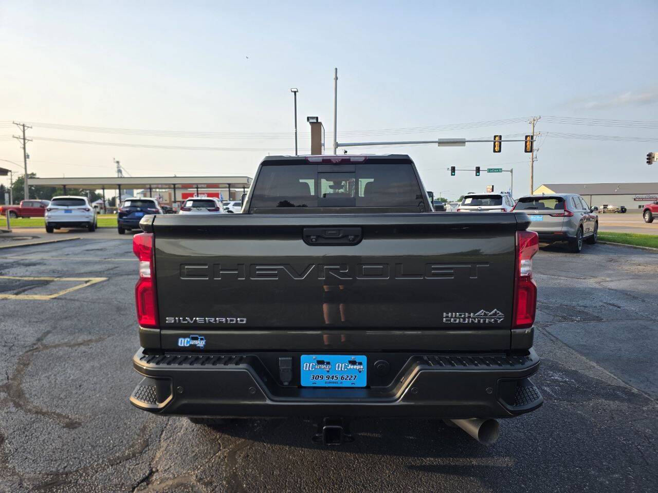 2022 Chevrolet Silverado 2500HD High Country 4x4 4dr Crew Cab SB Eldridge IA