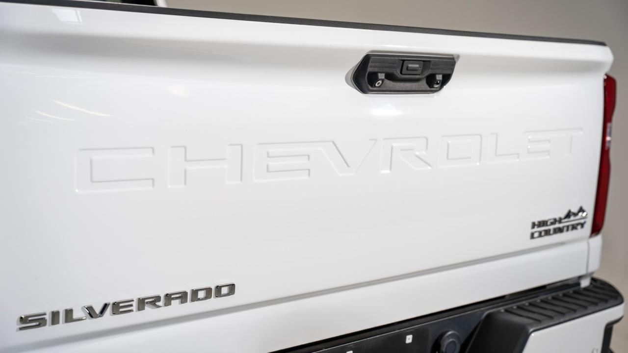 2022 Chevrolet Silverado 2500HD High Country w/ Z71, Tech, & Pwr Sunroof Franklin TN