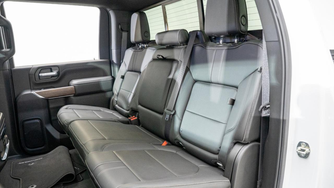 2022 Chevrolet Silverado 2500HD High Country w/ Z71, Tech, & Pwr Sunroof Franklin TN