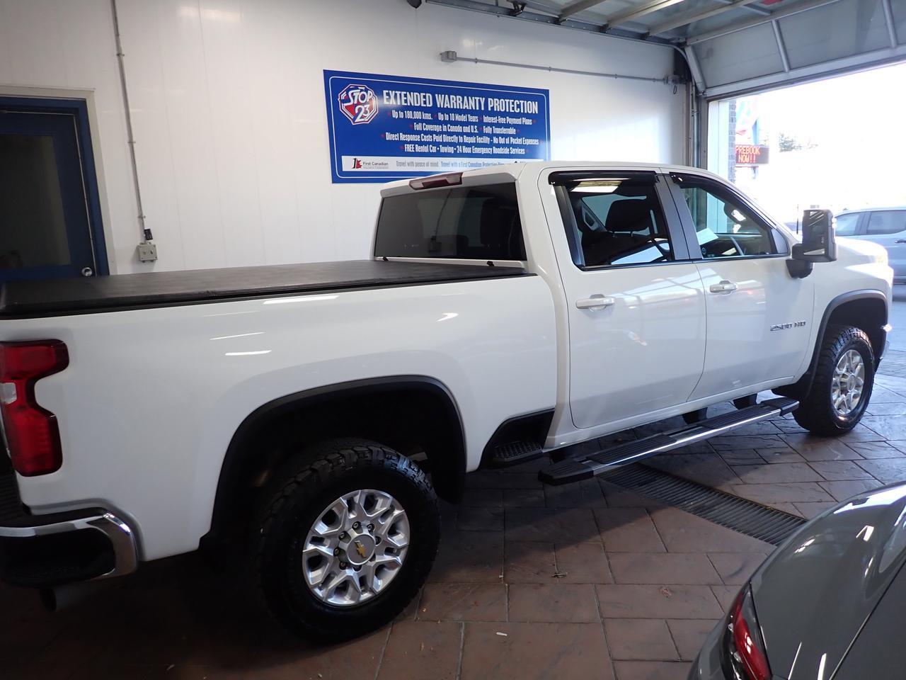 2022 Chevrolet Silverado 2500HD LT CREW CAB 4WD *DIESEL* Listowel ON