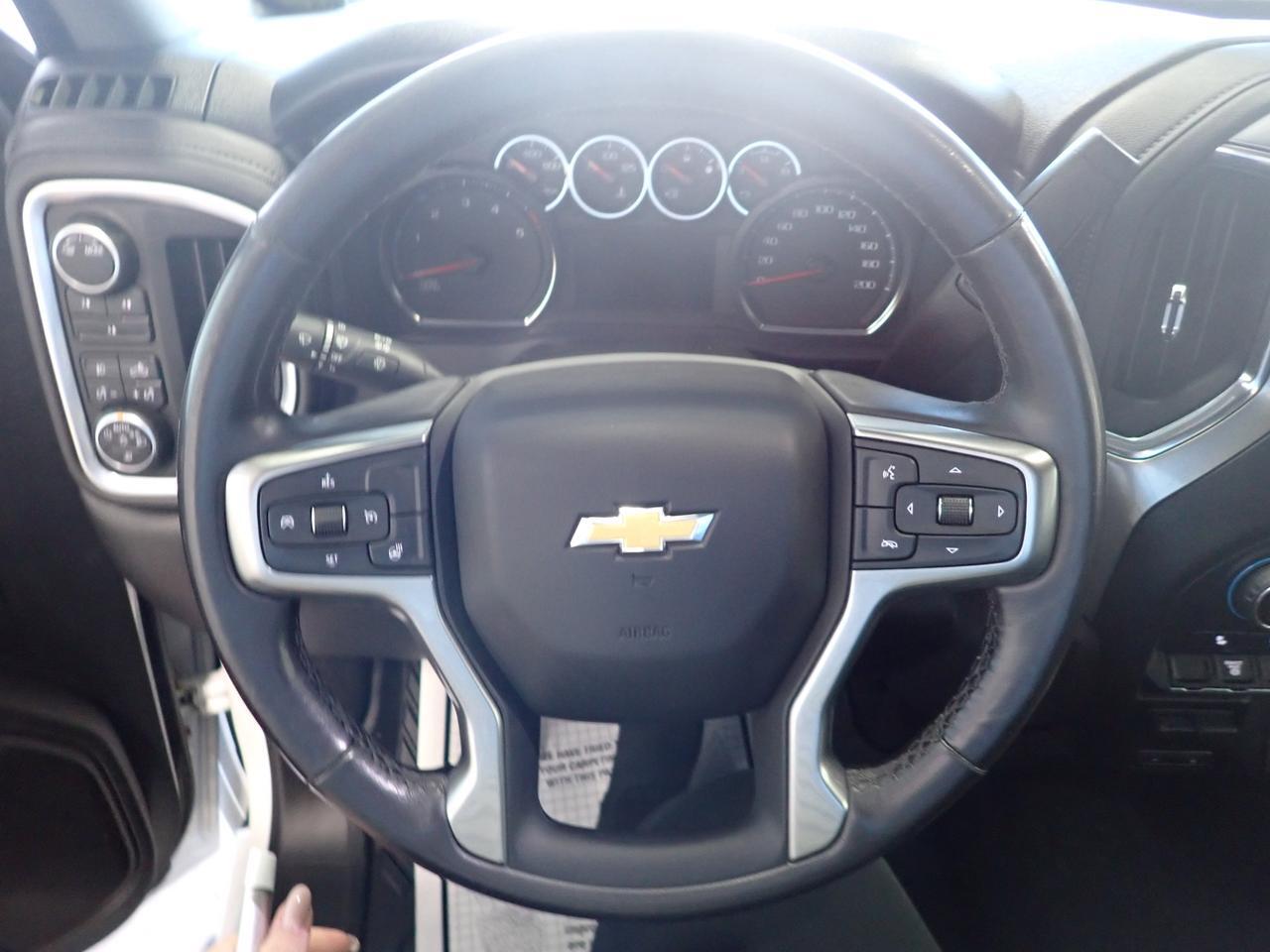 2022 Chevrolet Silverado 2500HD LT CREW CAB 4WD *DIESEL* Listowel ON