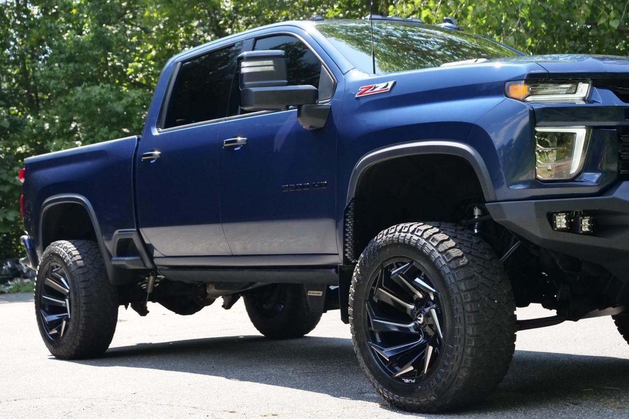 2022 Chevrolet Silverado 2500HD LTZ 4X4 / UPGRADES / Plus Package / Diesel! High Point NC