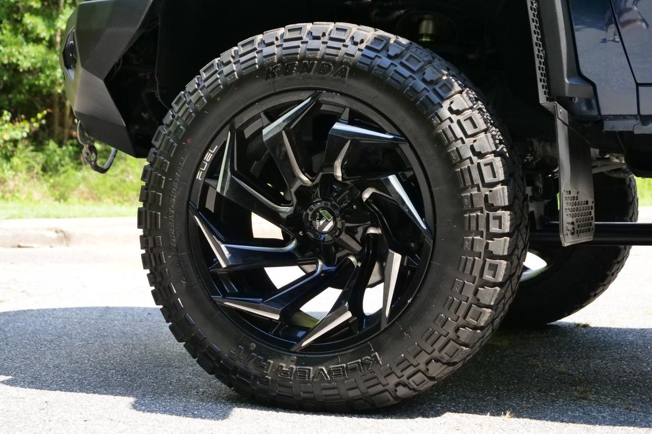 2022 Chevrolet Silverado 2500HD LTZ 4X4 / UPGRADES / Plus Package / Diesel! High Point NC