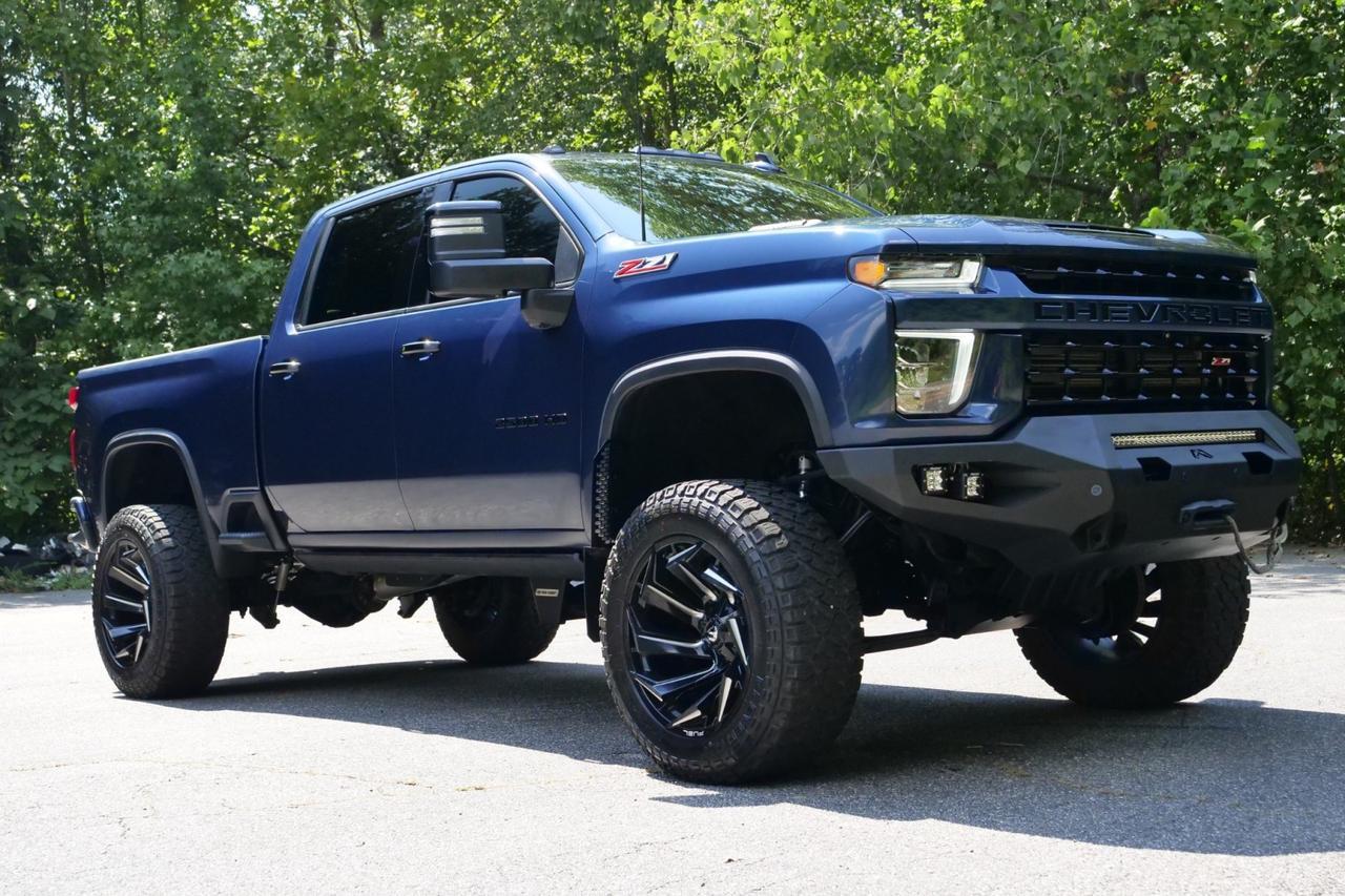 2022 Chevrolet Silverado 2500HD LTZ 4X4 / UPGRADES / Plus Package / Diesel! High Point NC