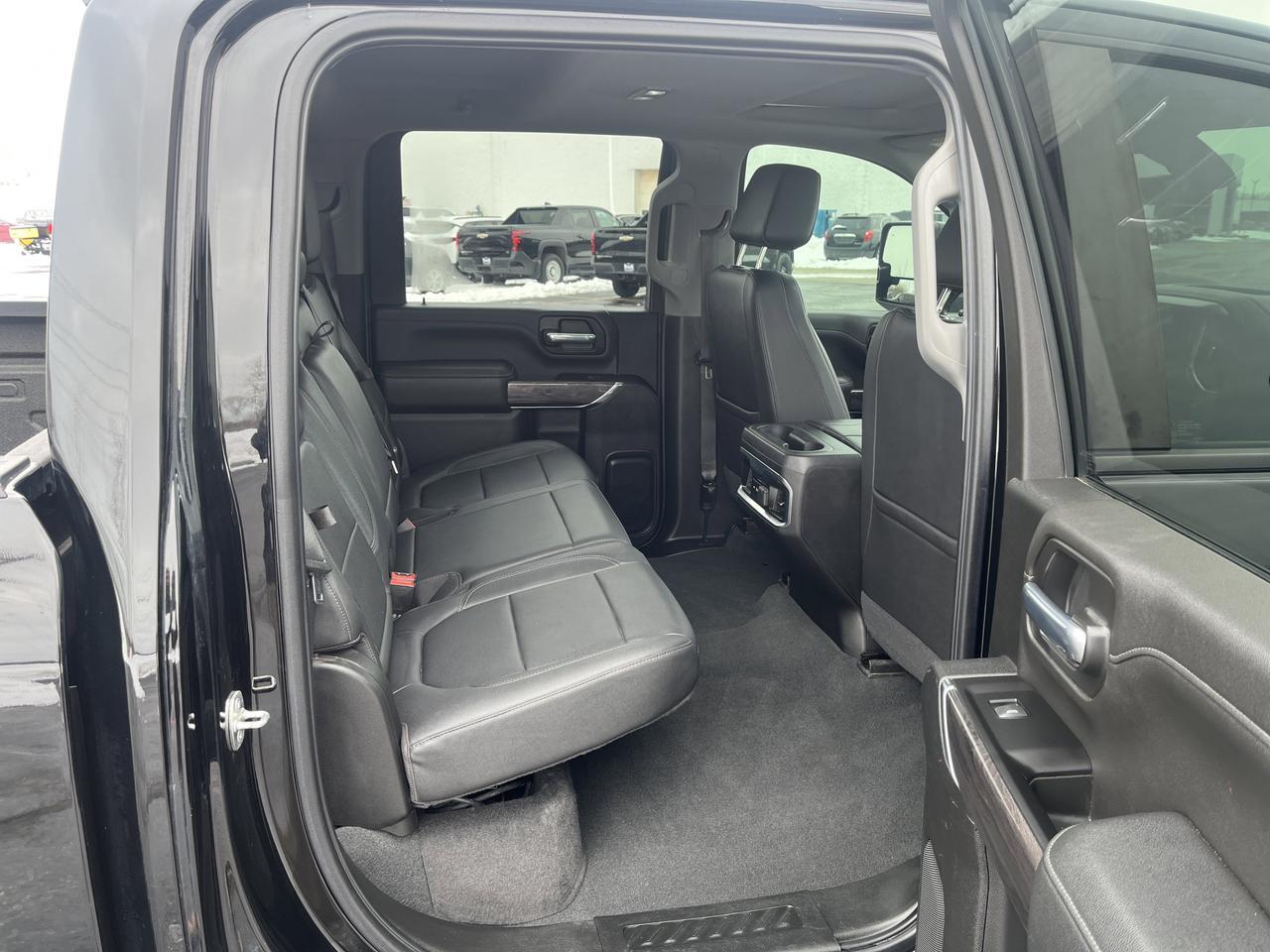 2022 Chevrolet Silverado 3500HD 3500HD LTZ Z71 Crew Cab 4WD DuramaxDiesel MidnightEdt LotsofOptions wSunroof Nav Saukville WI