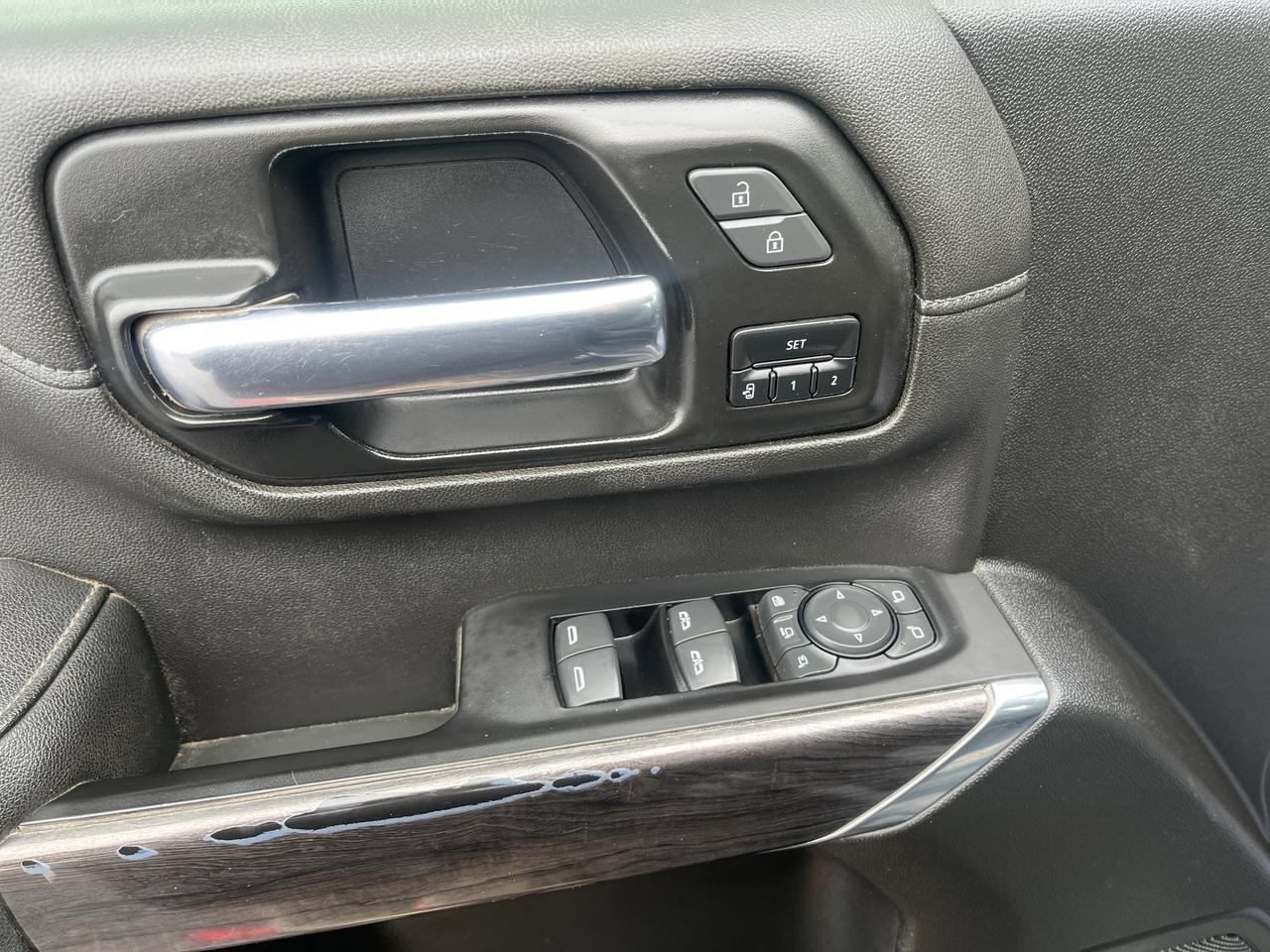 2022 Chevrolet Silverado 3500HD 3500HD LTZ Z71 Crew Cab 4WD DuramaxDiesel MidnightEdt LotsofOptions wSunroof Nav Saukville WI