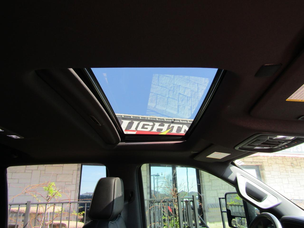 2022 Chevrolet Silverado 3500HD 4WD Crew Cab 172 High Country Grand Prairie TX