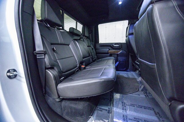 2022 Chevrolet Silverado 3500HD 4x4 Crew Cab High Country Diesel Leather Roof Nav Red Deer AB