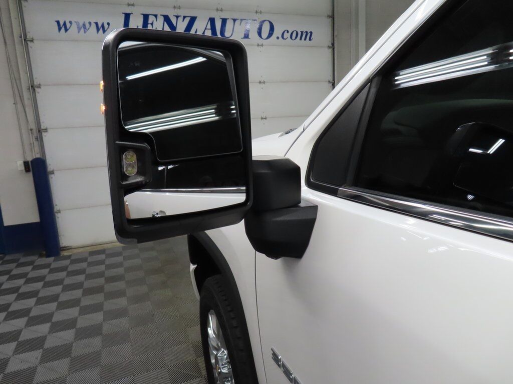 2022 Chevrolet Silverado 3500HD 4x4 Crew Cab High Country SRW Fond du Lac WI