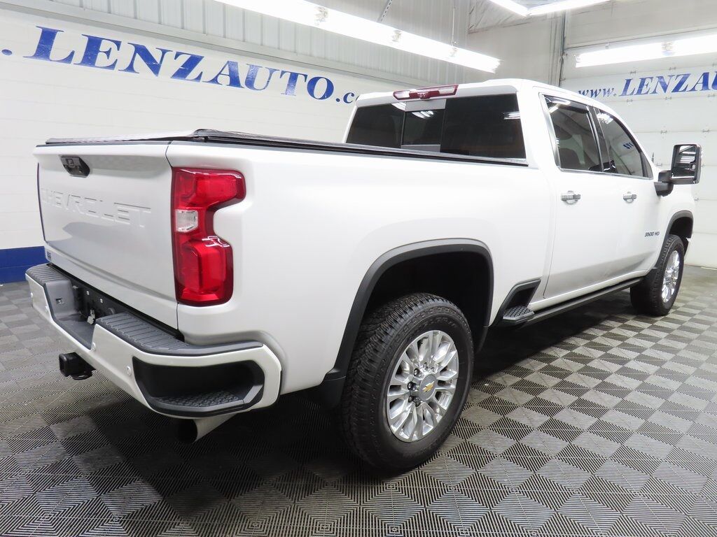 2022 Chevrolet Silverado 3500HD 4x4 Crew Cab High Country SRW Fond du Lac WI