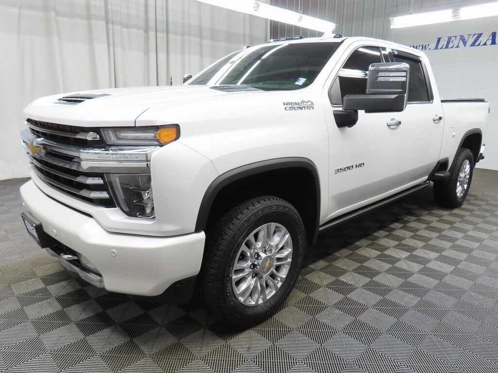2022 Chevrolet Silverado 3500HD 4x4 Crew Cab High Country SRW Fond du Lac WI