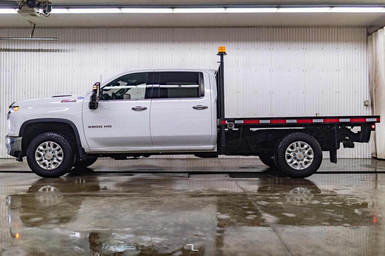 2022 Chevrolet Silverado 3500HD 4x4 Crew Cab LTZ Deck Leather BCam Red Deer AB