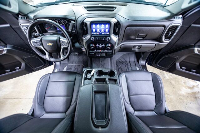 2022 Chevrolet Silverado 3500HD 4x4 Crew Cab LTZ Dually Diesel Leather Red Deer AB