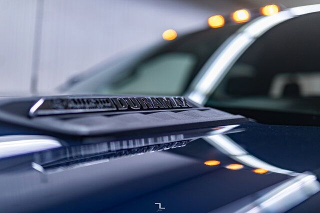 2022 Chevrolet Silverado 3500HD 4x4 Crew Cab LTZ Dually Diesel Leather Red Deer AB