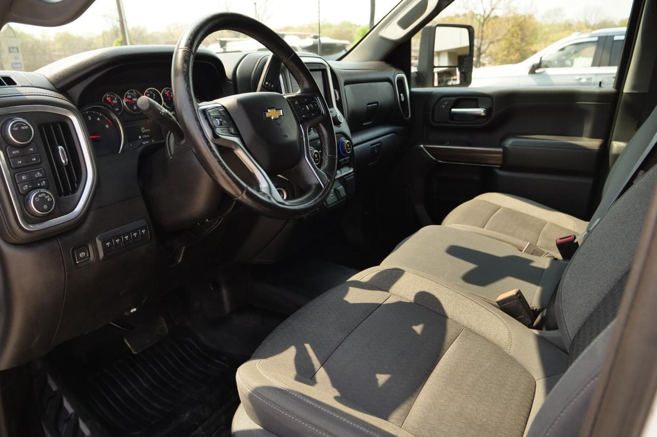 2022 Chevrolet Silverado 3500HD CC LT / Flat Bed / Turbo Diesel! Lincolnton NC