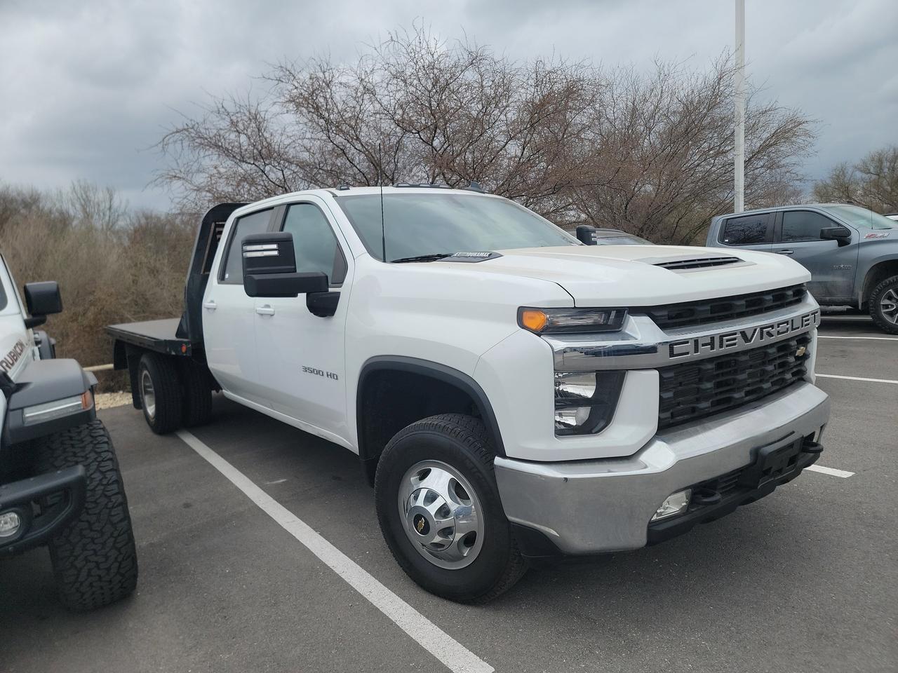 2022 Chevrolet Silverado 3500HD CC