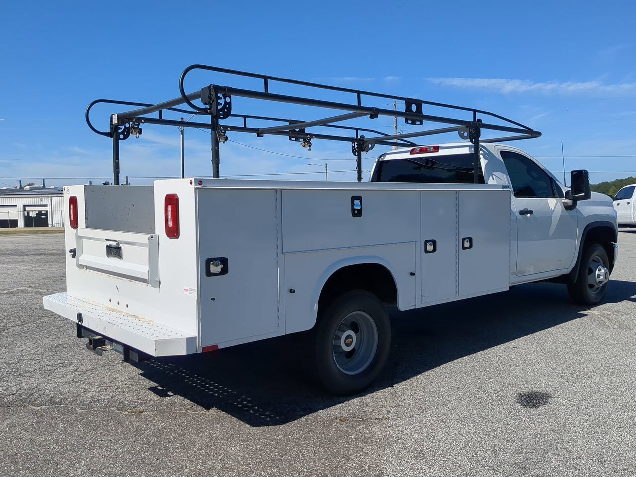 2022 Chevrolet Silverado 3500HD CC Service Body Winder GA