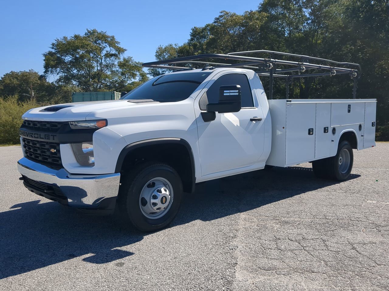 2022 Chevrolet Silverado 3500HD CC Service Body Winder GA