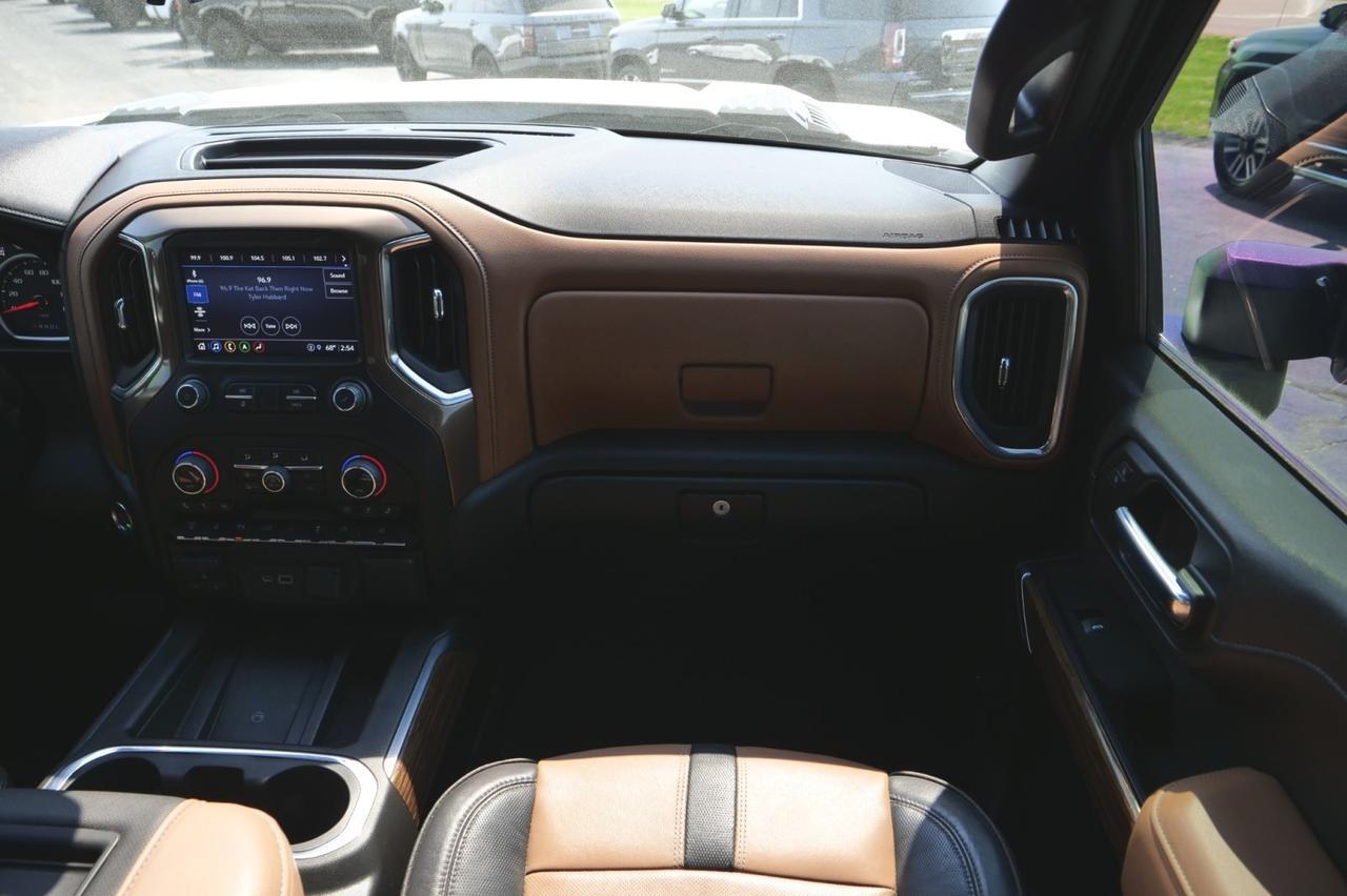 2022 Chevrolet Silverado 3500HD High Country 4X4 / DRW / Technology Package / Diesel! Lincolnton NC