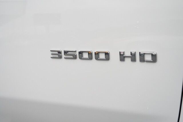 2022 Chevrolet Silverado 3500HD High Country 4X4 / Duramax Diesel / Multiflex Tailgate! High Point NC