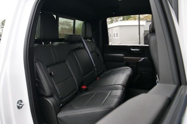 2022 Chevrolet Silverado 3500HD High Country 4X4 / Duramax Diesel / Multiflex Tailgate! High Point NC