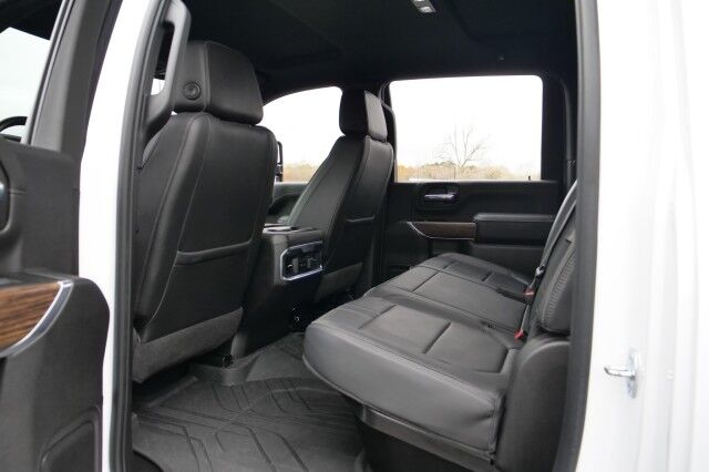 2022 Chevrolet Silverado 3500HD High Country 4X4 / Duramax Diesel / Multiflex Tailgate! High Point NC