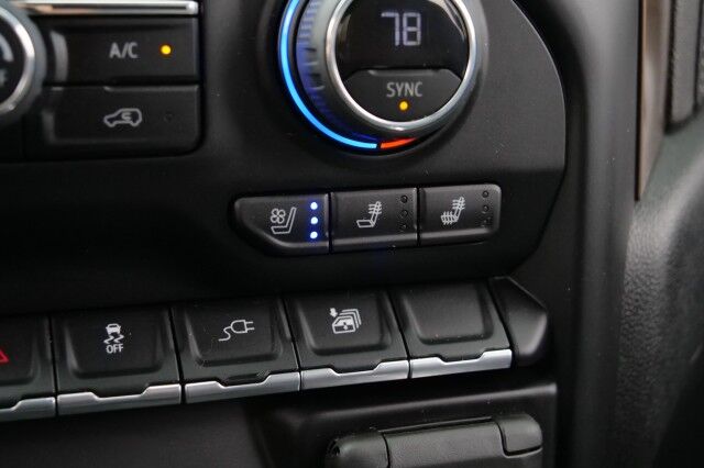 2022 Chevrolet Silverado 3500HD High Country 4X4 / Duramax Diesel / Multiflex Tailgate! High Point NC