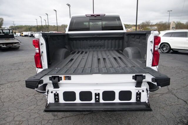2022 Chevrolet Silverado 3500HD High Country 4X4 / Duramax Diesel / Multiflex Tailgate! High Point NC
