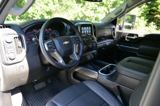 2022 Chevrolet Silverado 3500HD LTZ DRW 4x4 / Turbo Diesel / ARE Bed Cap! High Point NC