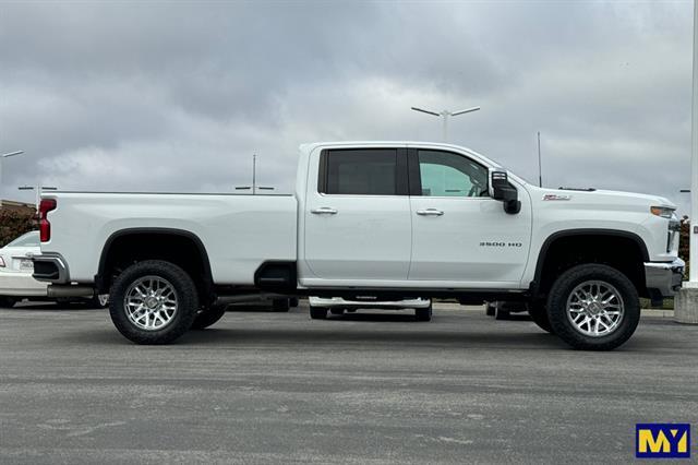 2022 Chevrolet Silverado 3500HD LTZ