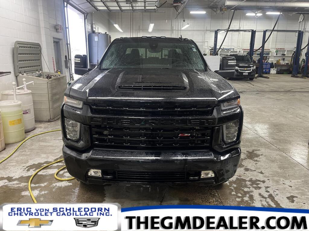 2022 Chevrolet Silverado 3500HD LTZ Z71 Diesel w/HtdVentilatedBucketSeats Nav Sunroof TechPkg SafetyPkg 20"BlackWheels Milwaukee WI