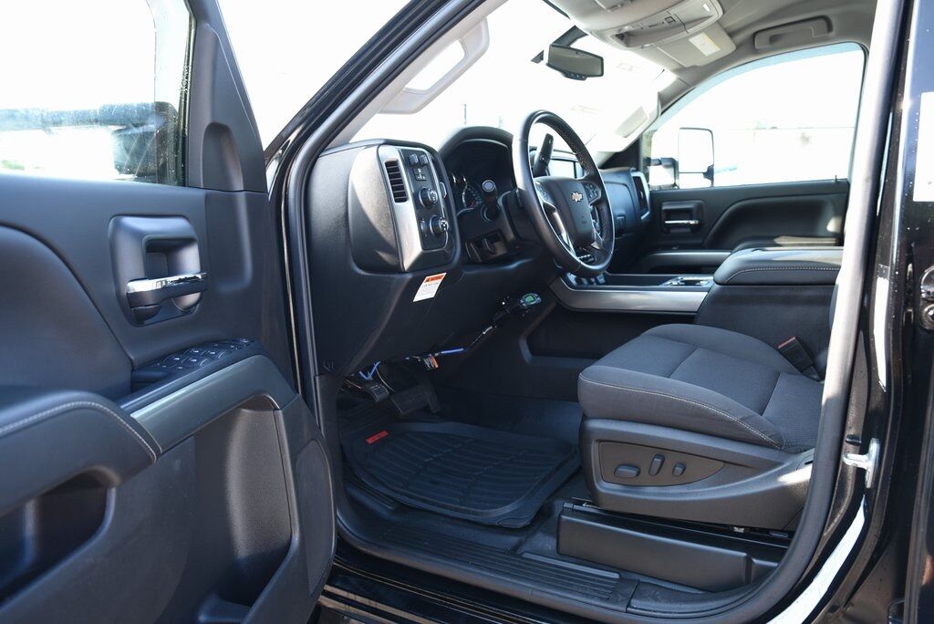 2022 Chevrolet Silverado 4500HD 1LT Akron