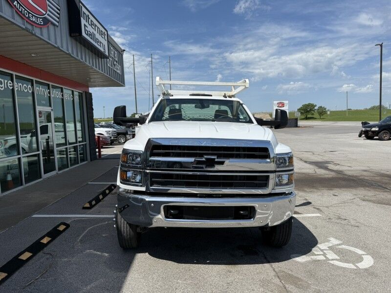 2022 Chevrolet Silverado 5500 4x4 Diesel Work Truck Collinsville OK