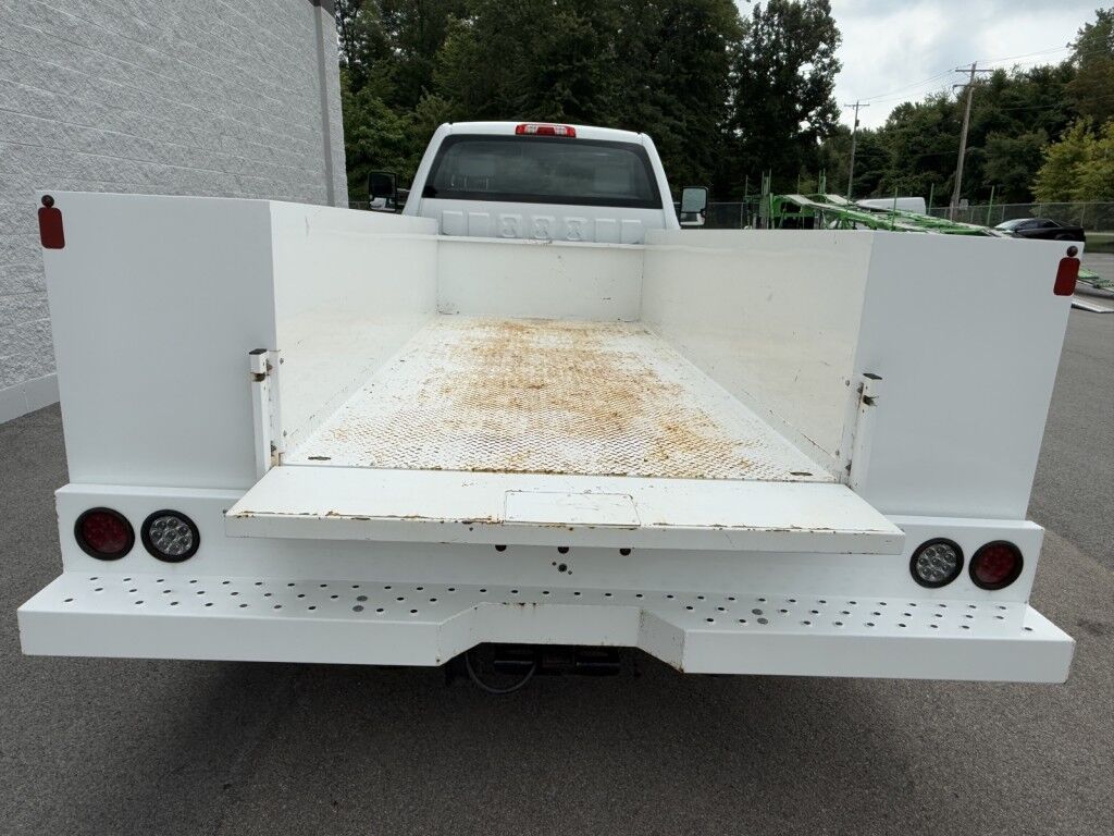 2022 Chevrolet Silverado 5500 MD Service Body Duramax Diesel Maumee OH