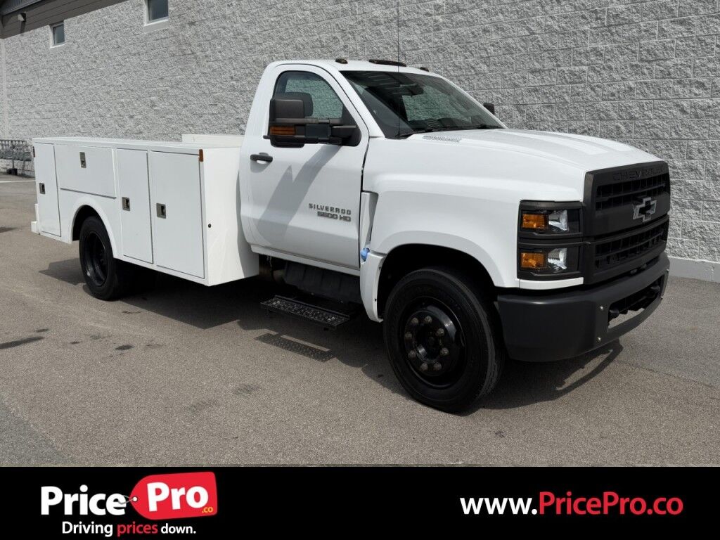 2022 Chevrolet Silverado 5500 MD Service Body Duramax Diesel Maumee OH
