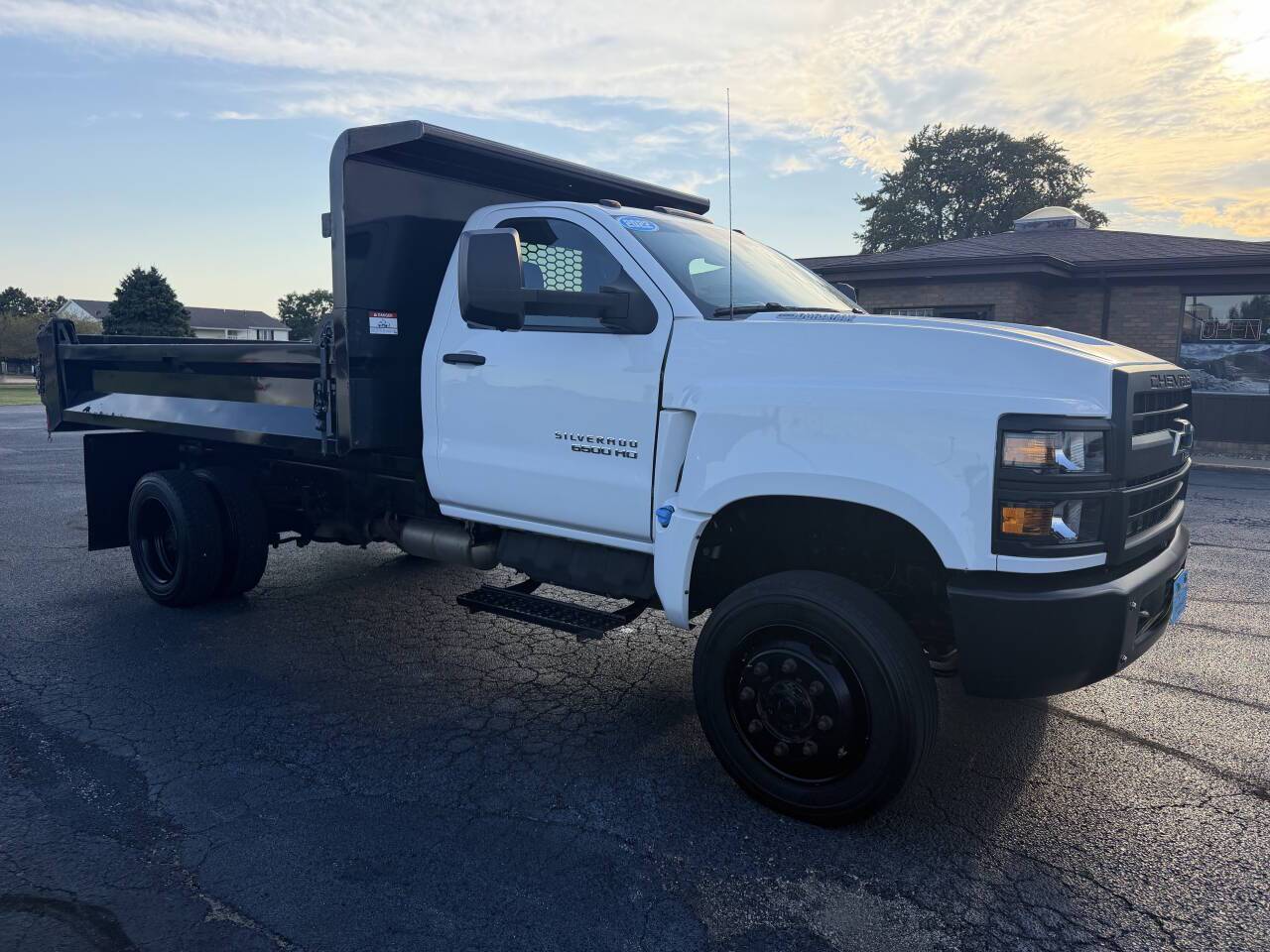 2022 Chevrolet Silverado 6500HD 4X4 2dr Regular Cab Eldridge IA