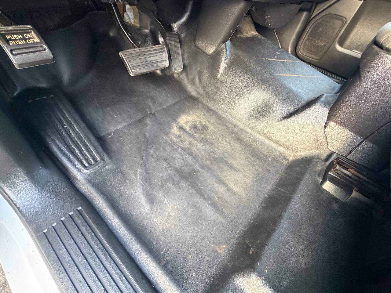 2022 Chevrolet Silverado 6500HD 4X4 2dr Regular Cab Eldridge IA