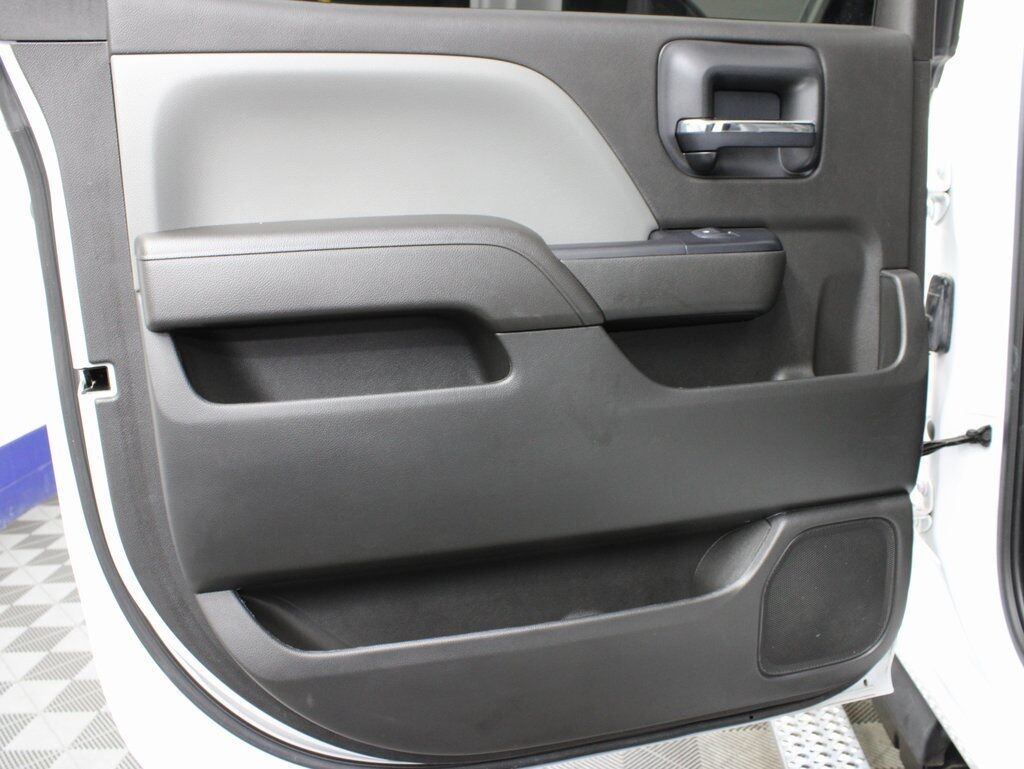 2022 Chevrolet Silverado 6500HD 4x4 Crew Cab WT DRW Fond du Lac WI