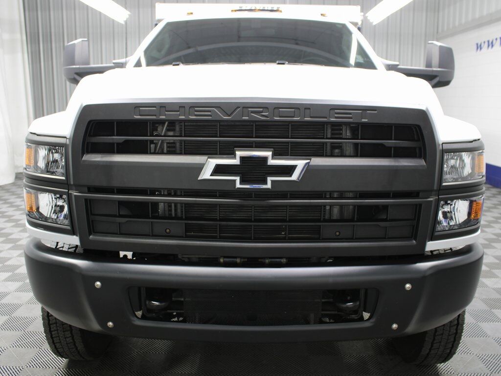 2022 Chevrolet Silverado 6500HD 4x4 Crew Cab WT DRW Fond du Lac WI