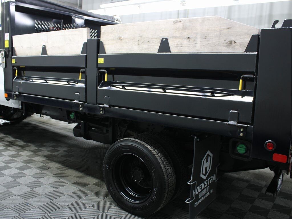 2022 Chevrolet Silverado 6500HD 4x4 Crew Cab WT DRW Fond du Lac WI