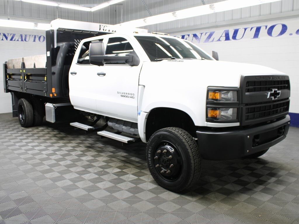 2022 Chevrolet Silverado 6500HD 4x4 Crew Cab WT DRW Fond du Lac WI