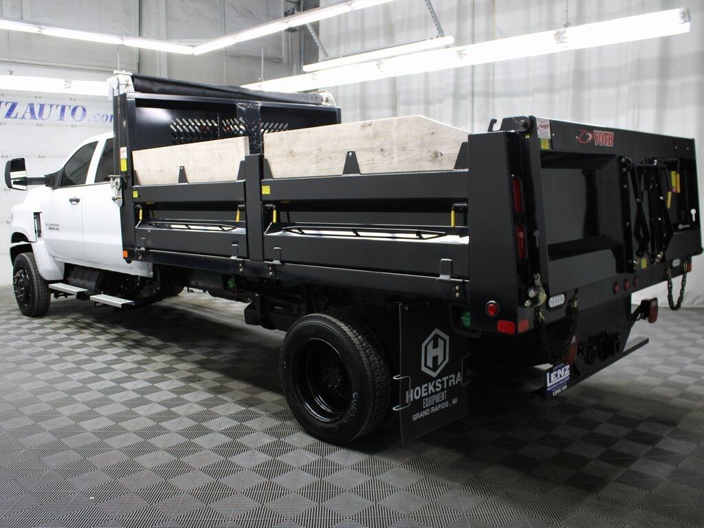 2022 Chevrolet Silverado 6500HD 4x4 Crew Cab WT DRW Fond du Lac WI