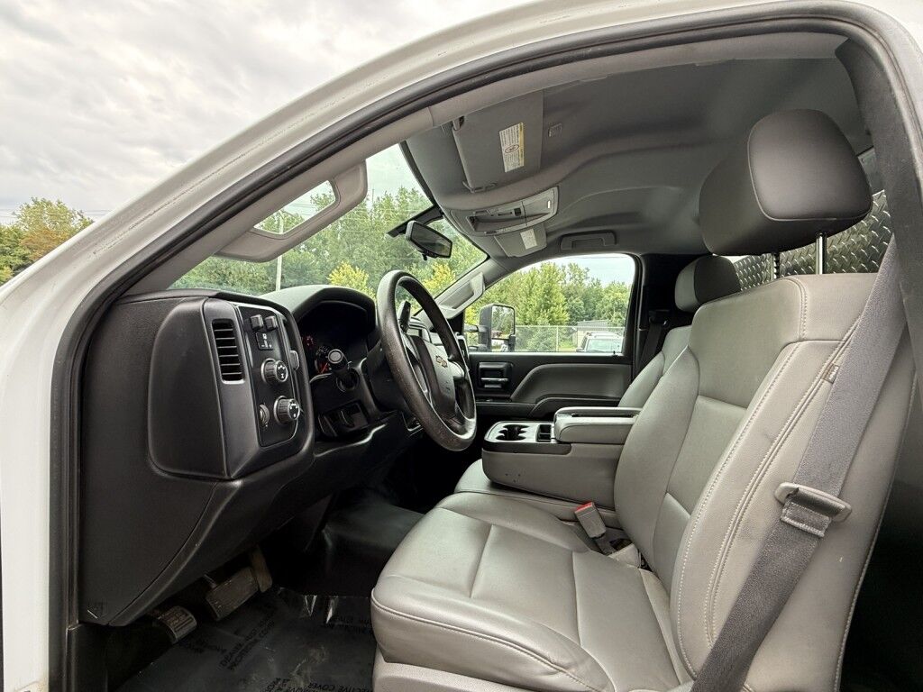 2022 Chevrolet Silverado Medium Duty 4WD Duramax Diesel w/Dump Bed Maumee OH