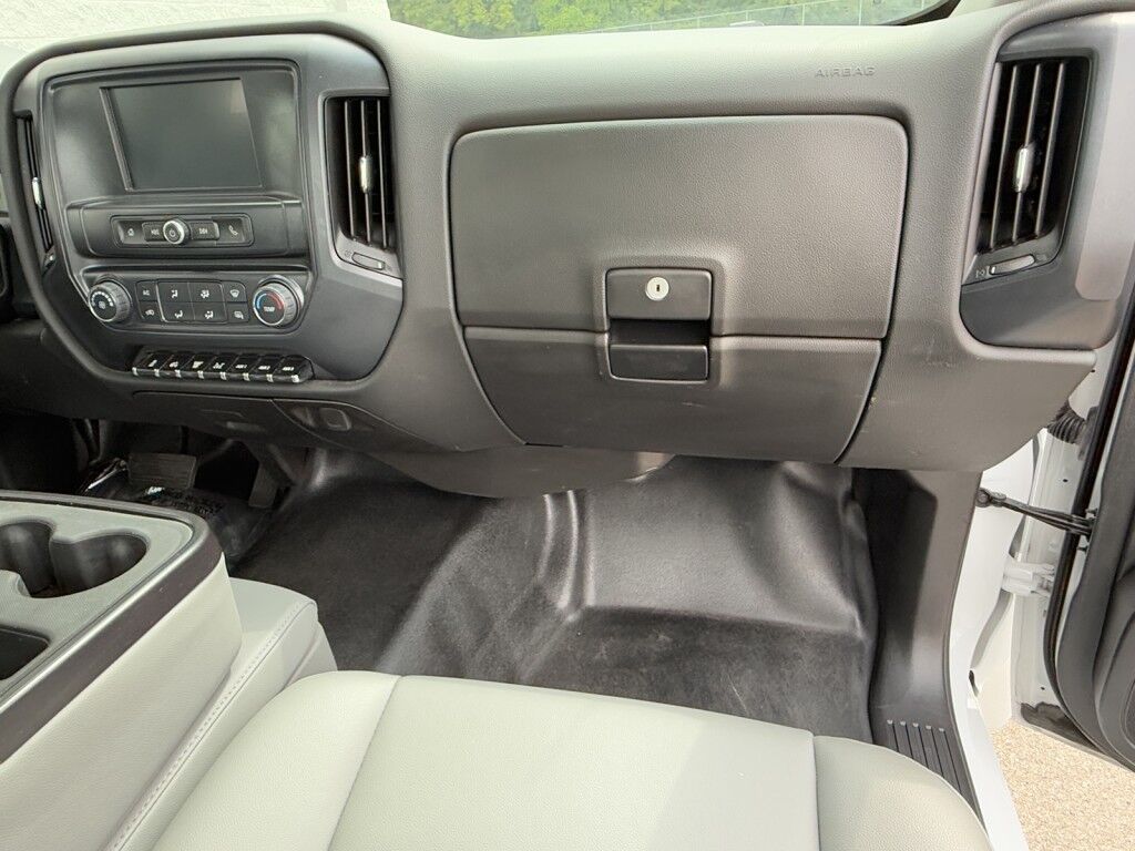 2022 Chevrolet Silverado Medium Duty Service Body Duramax Diesel Maumee OH