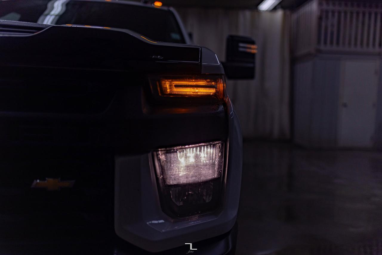 2022 Chevrolet Siverado 3500HD 4x4 Crew Cab WT Deck Dually BCam Red Deer AB